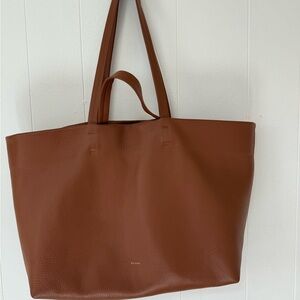 Cuyana Chestnut Leather Tote